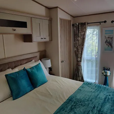 Pepper's Luxury Millom